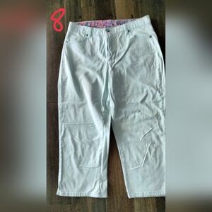 Basic Editions Women's Gray Bermuda Shorts